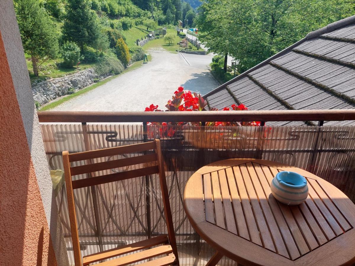 Gostisce Andrejc Hotell Soča Eksteriør bilde